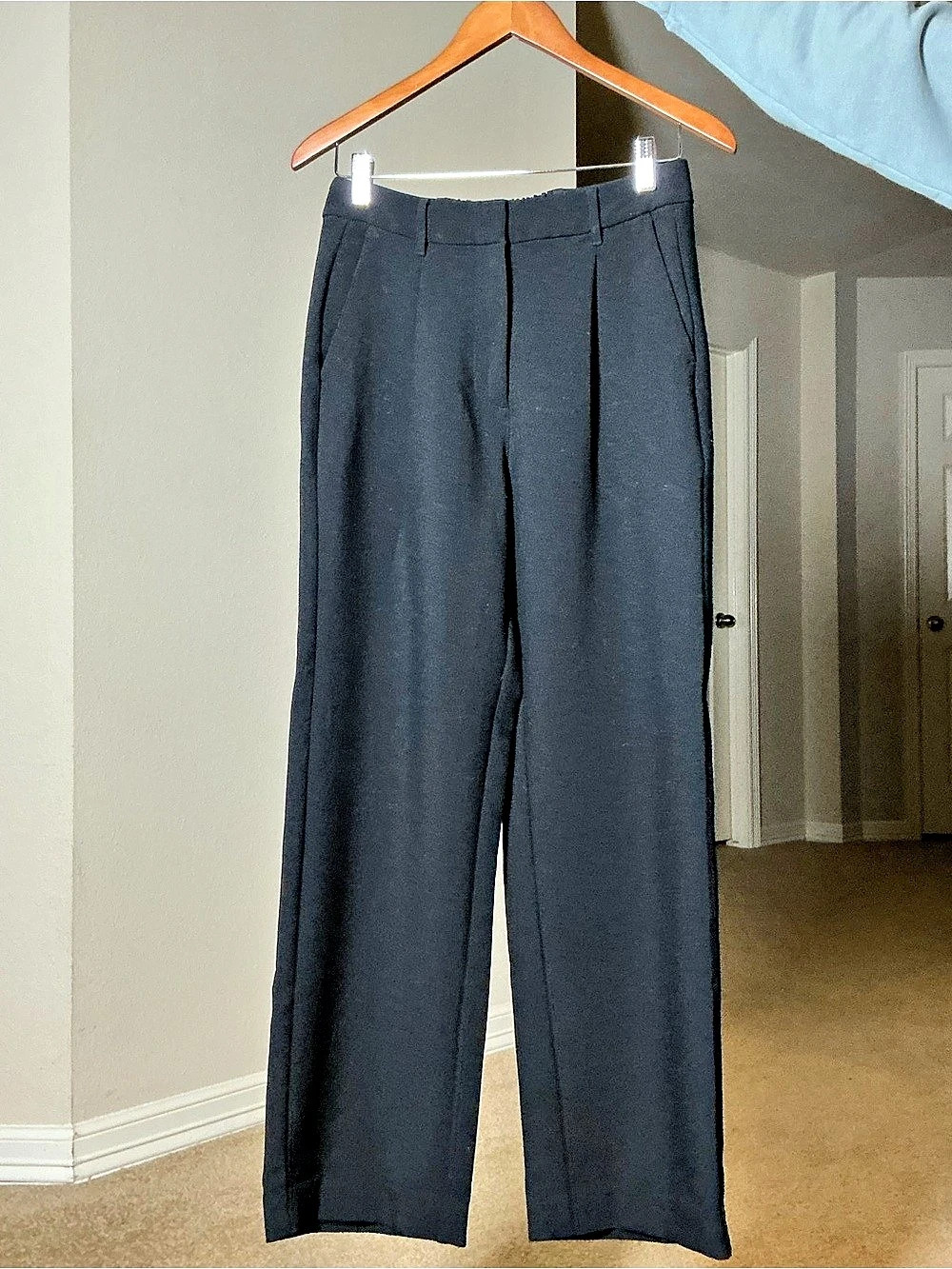 Old Navy straight-leg pants
